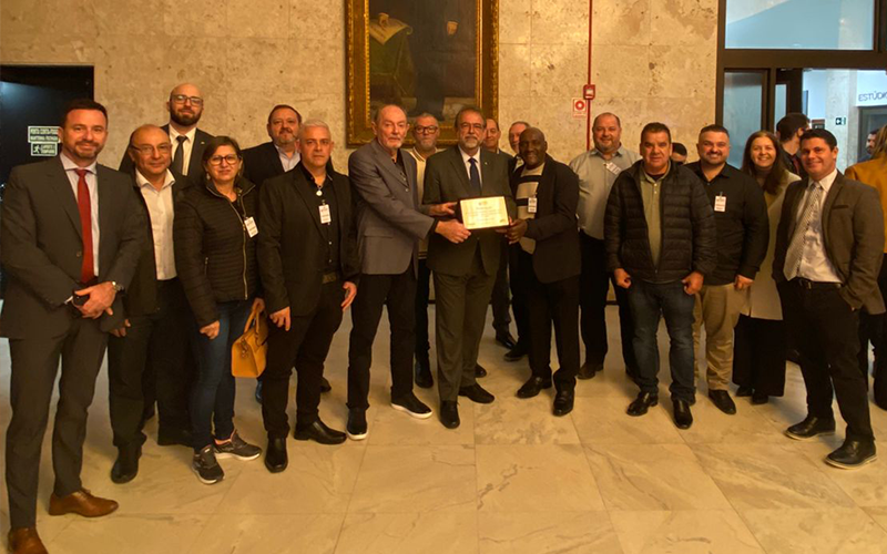 Taurus recebe homenagem na Assembleia Legislativa do Rio Grande do Sul